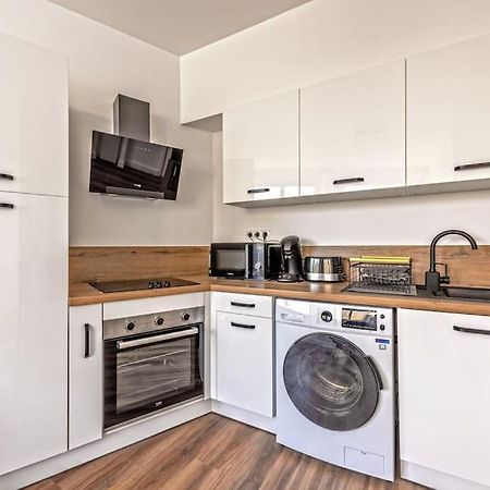 Evasion-Moderne Quatre Moulins Apartment Брест Екстериор снимка