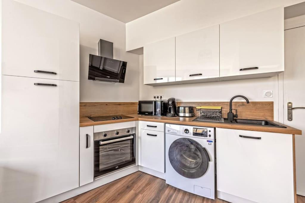Evasion-Moderne Quatre Moulins Apartment Брест Екстериор снимка